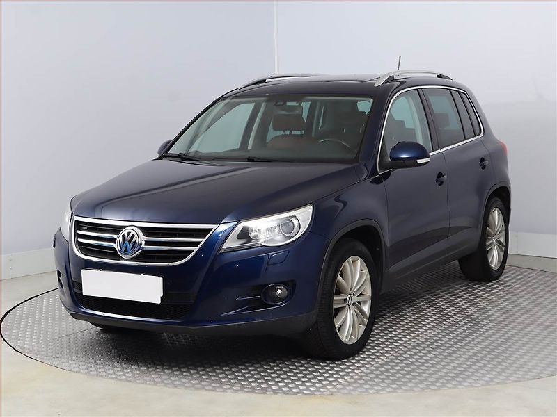 Volkswagen Tiguan (2009) 2.0 TDI, 4X4, Automat - fotka 2 z 18