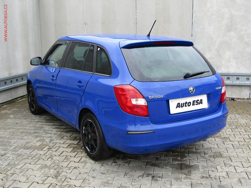 Škoda Fabia (2015) 1.2 TSi, ČR, Klima - fotka 6 z 17