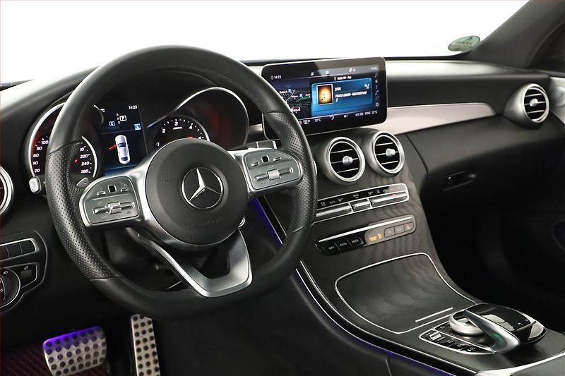 Mercedes-Benz Třídy C (2018) C 220 d - fotka 7 z 23