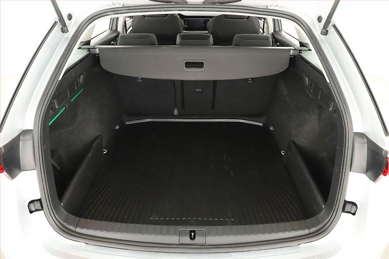 Škoda Octavia (2022) Ambition 2.0 TDI, ČR,1.maj - fotka 11 z 17