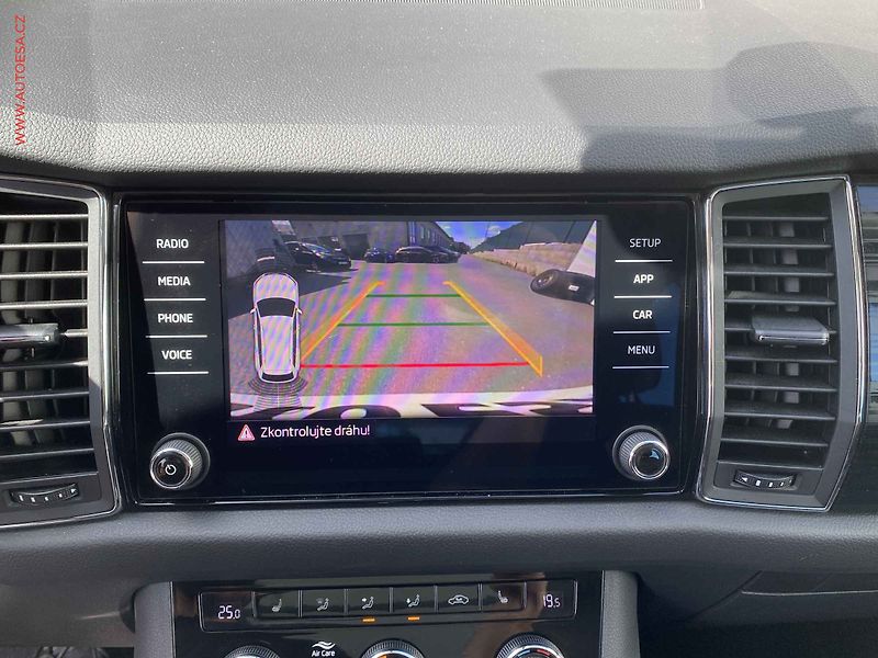 Škoda Kodiaq (2019) 1.5 TSi, Style, DSG, Webasto - fotka 19 z 22