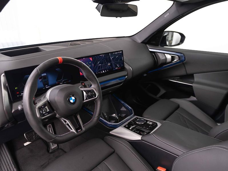 BMW X3 M50 xDrive - fotka 11 z 22