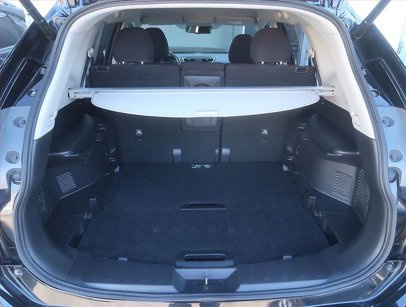 Nissan X-Trail (2017) 1.6 dCi, 4X4, Serv.kniha - fotka 14 z 17