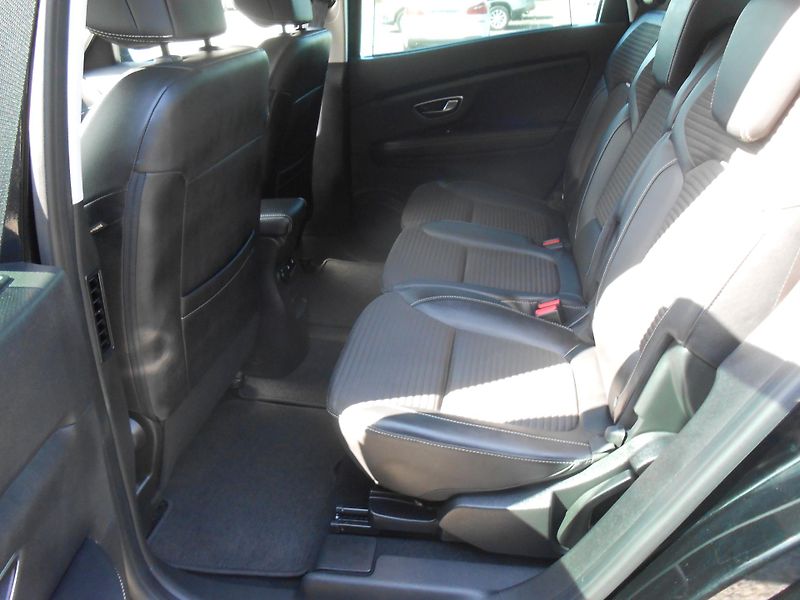 Renault Grand Scénic 1.7DCi,AUTOMAT,7Míst,Full LED! - fotka 27 z 46