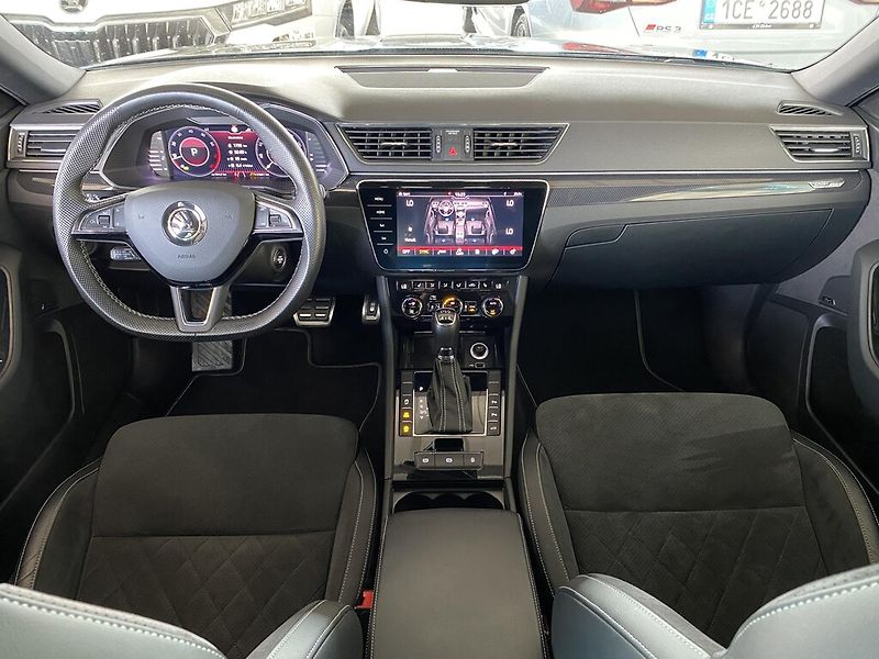 Škoda Superb 2.0 TSI 200 kW 4x4 DSG - fotka 10 z 30