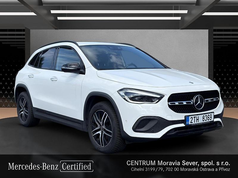 Mercedes-Benz GLA 200 d 4MATIC - fotka 7 z 17