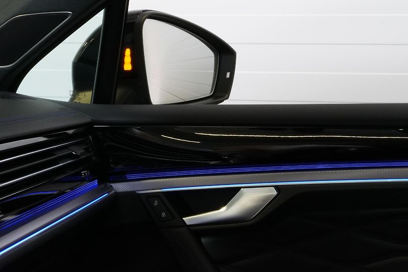 Volkswagen Touareg R ČR,DPH,1.MAJ,360,Tažné,HUD - fotka 15 z 40