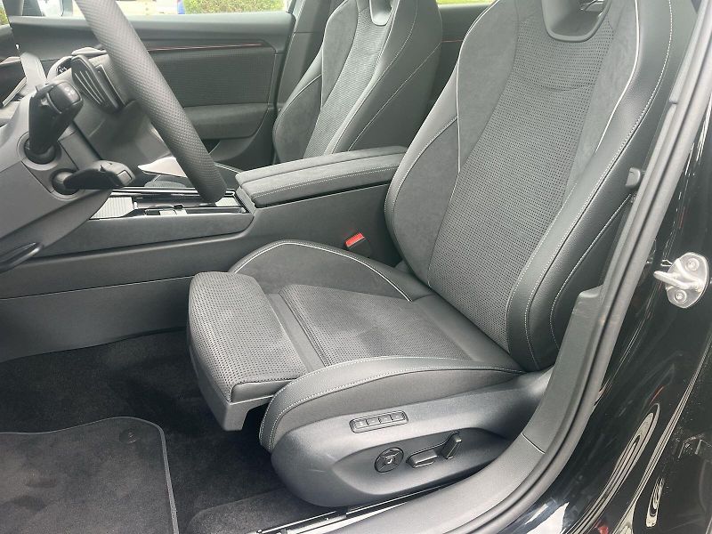 Škoda Superb (2026) Combi 2,0 TDI 4x4 DSG Sportlin - fotka 10 z 30