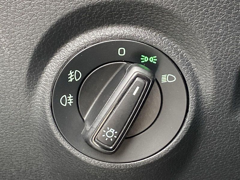 Škoda Fabia (2022) Combi 1.0 TSI Ambition Plus - fotka 15 z 30