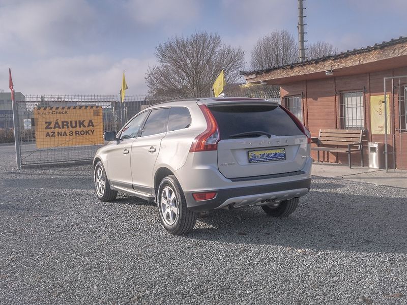 Volvo XC60 (2011) ČR 2.0D 120KW – TAŽNÝ - fotka 7 z 54
