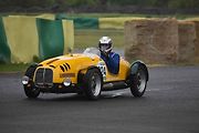Třeba i tomuto nádherně zrenovovanému Aero Minor Sport
