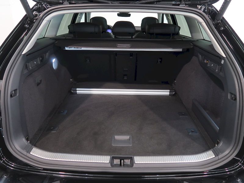 Škoda Superb (2025) LAURIN&KLEMENT 2.0TDI 142KW 4x - fotka 45 z 48