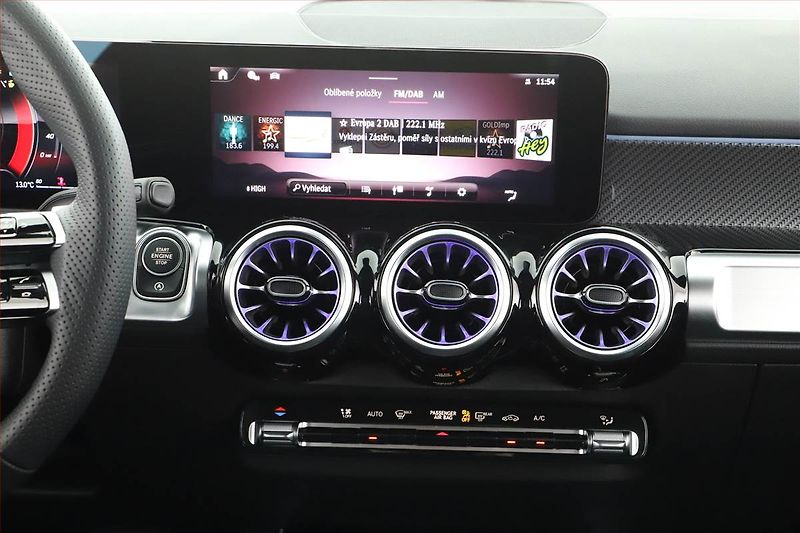 Mercedes-Benz GLB (2026) 200 d, AMG Line, Navigavce - fotka 11 z 29