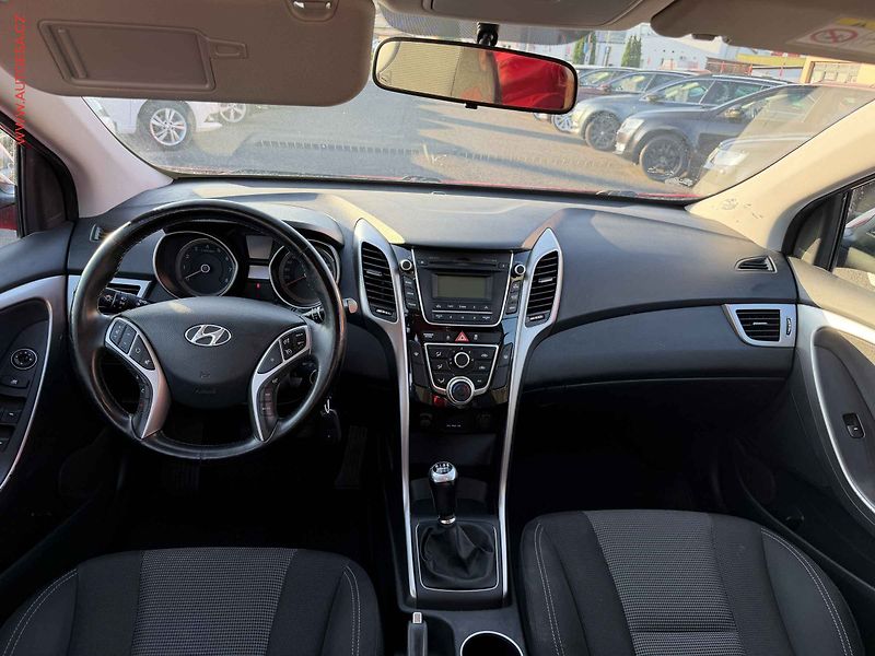 Hyundai i30 (2020) 1.4 - fotka 8 z 16