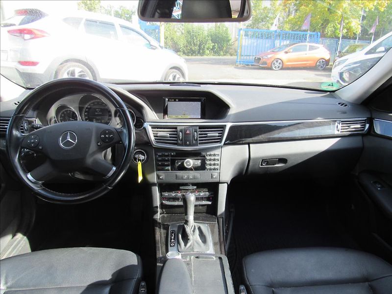 Mercedes-Benz Třídy E 2,1 E 250 CDI 150kW Avantgarde - fotka 11 z 38