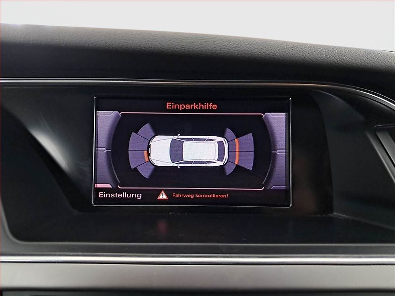 Audi A4 (2012) 2.0 TDI, Navi, Xenony - fotka 16 z 19