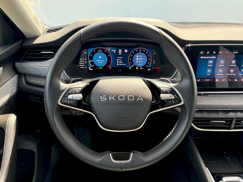 Škoda Octavia (2025) Combi M-HEV DSG 1.5 / 110kW / - fotka 19 z 35