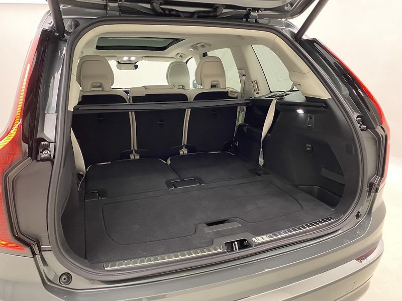 Volvo XC90 (2026) T8 AWD Plug-in BRIGHT PLUS 7m - fotka 5 z 71