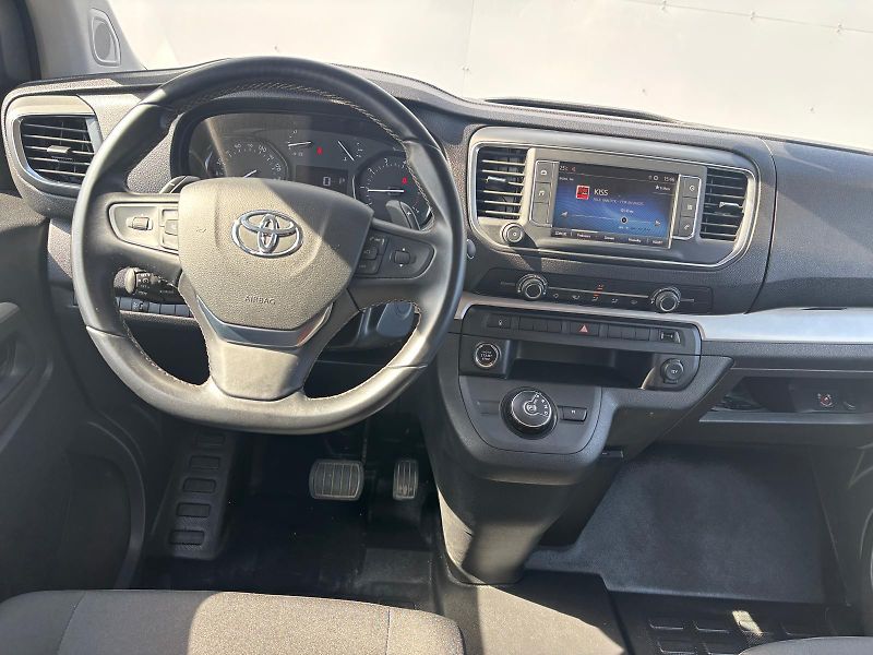 Toyota ProAce Verso 2,0 D-4D L2 Family AT - fotka 5 z 25