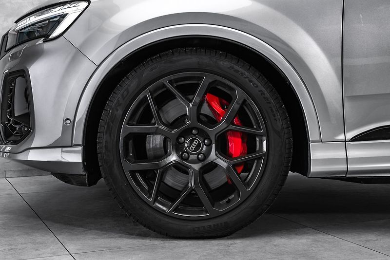 Audi Q7 e Quattro Sline 360kW Masáže - fotka 2 z 28