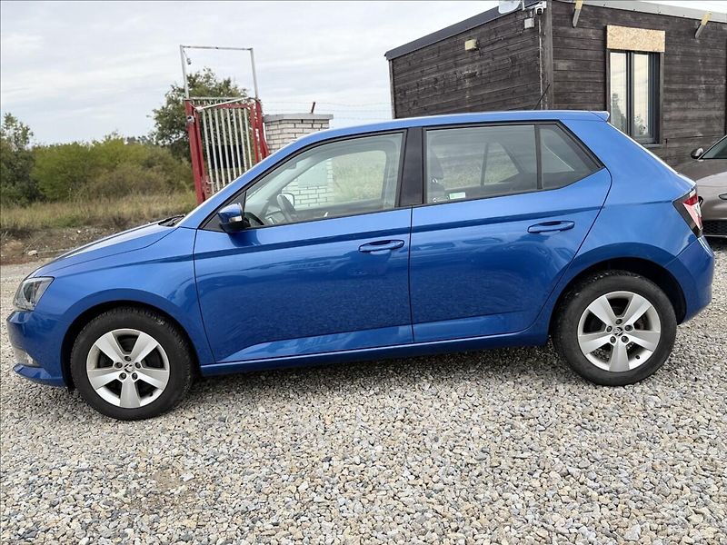 Škoda Fabia 1,2 TSI 81kW 6KVALT NOVÉ V ČR - fotka 8 z 26