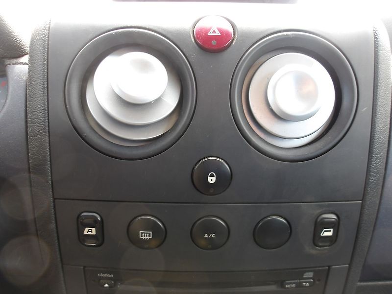 Citroën Berlingo 1,6HDi 2xŠOUPAČKY - fotka 24 z 29