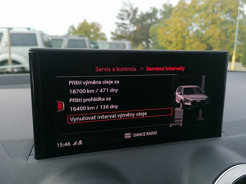 Audi Q2 (2021) 1.5 35 TFSi S-Tronic S-Line - fotka 21 z 28