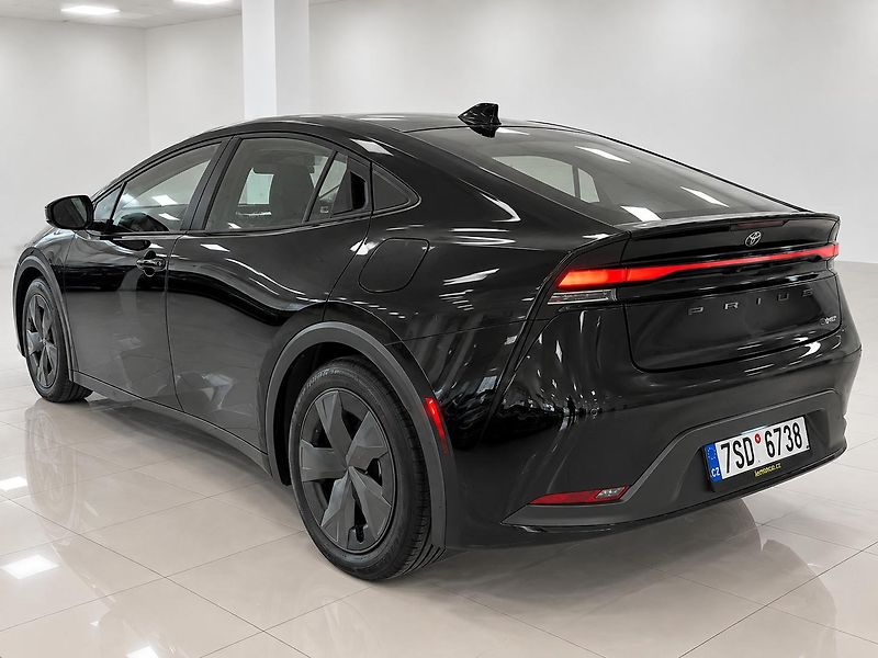 Toyota Prius (2024) - fotka 5 z 21