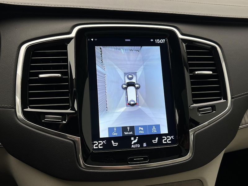 Volvo XC90 B5 AWD INSCRIPTION  - fotka 36 z 44