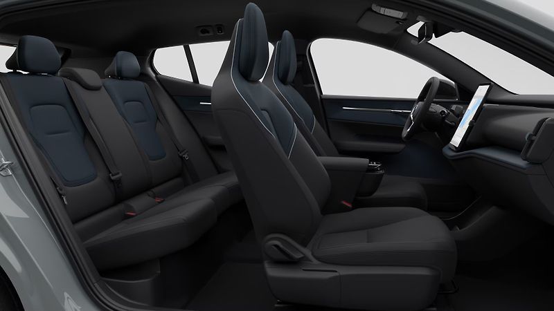 Volvo EX30 (2026) PLUS, P5 electric, 200 kW / 27 - fotka 12 z 12