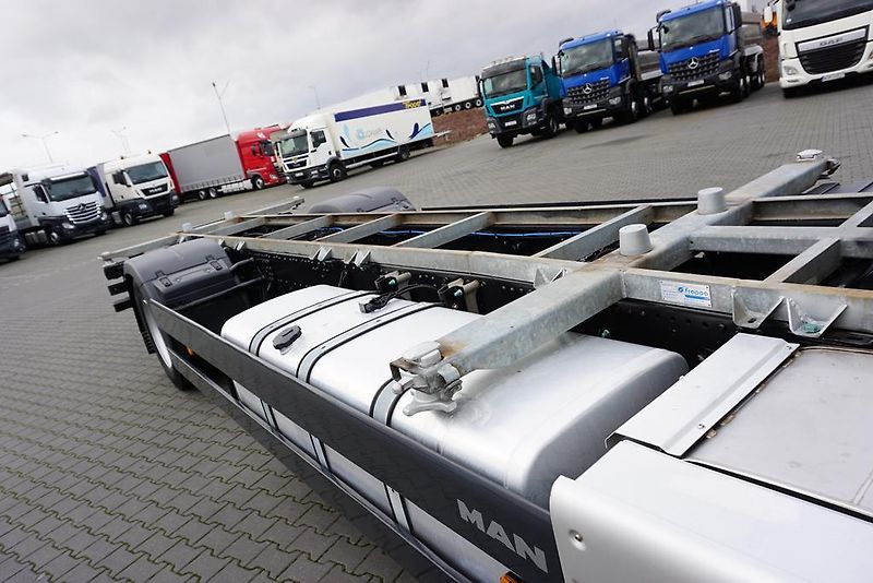 MAN TGX (2019)  18.460 / ACC / E 6 / XLX /  B - fotka 48 z 48