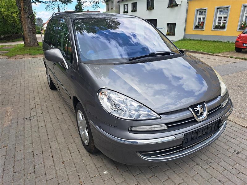 Peugeot 807 2,0 HDI - fotka 1 z 41