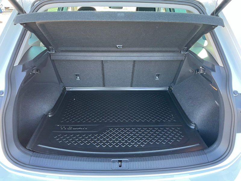 Volkswagen Tiguan (2019) 2.0 TSI DSG 4Motion - fotka 30 z 32