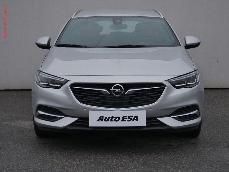 Opel Insignia (2018) 2.0CDTi 4x4, 1.maj,ČR - fotka 2 z 22