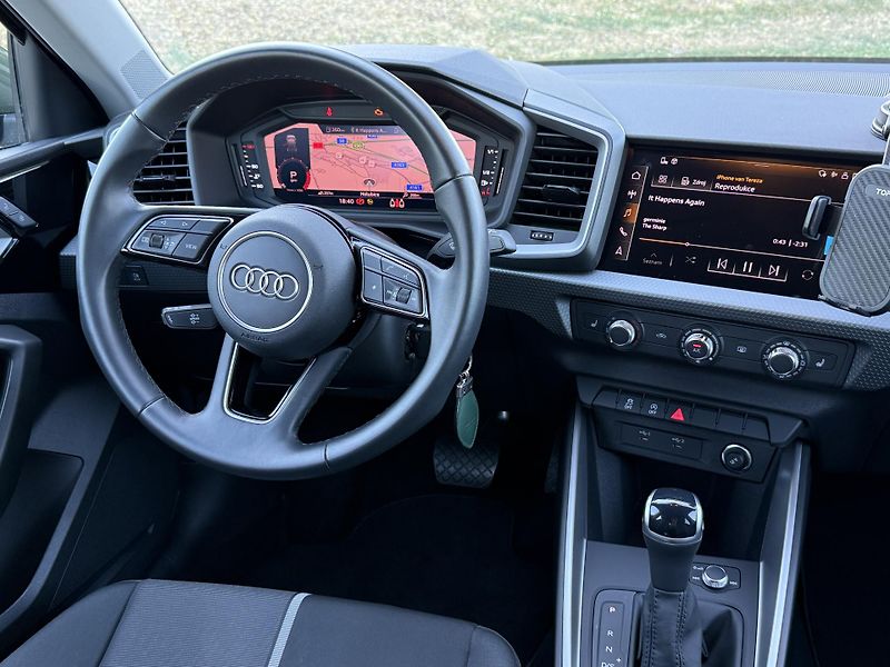 Audi A1 (2024) Audi A1•2024•AUTOMAT•20 000km - fotka 14 z 18