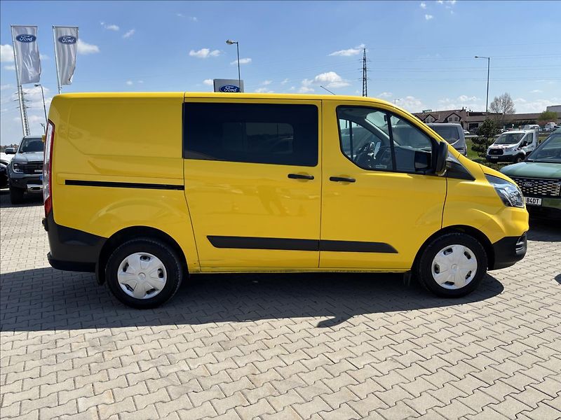 Ford Transit Custom 2,0 EcoBlue 79kW KombiVan L1 - fotka 6 z 32