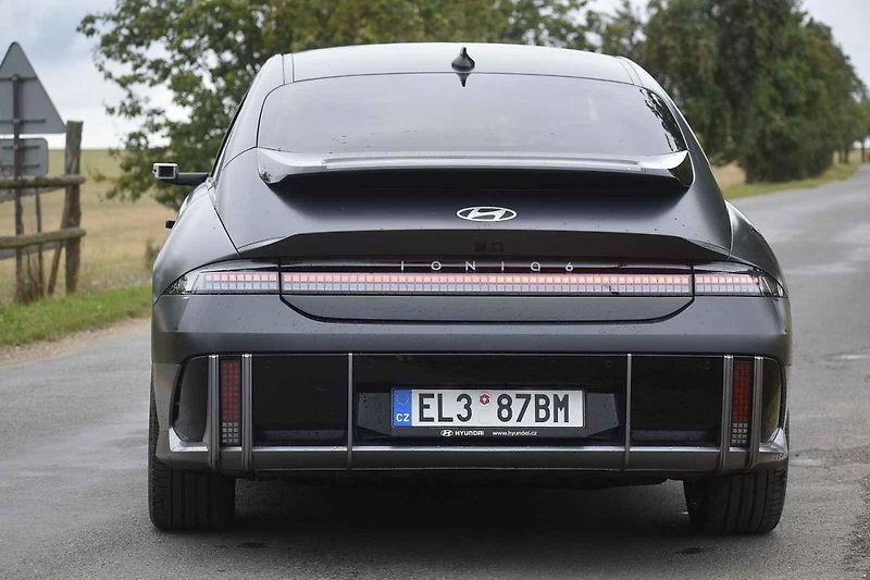 Každý model Hyundai nyní vypadá úplně jinak. Ioniq 6 je oblý