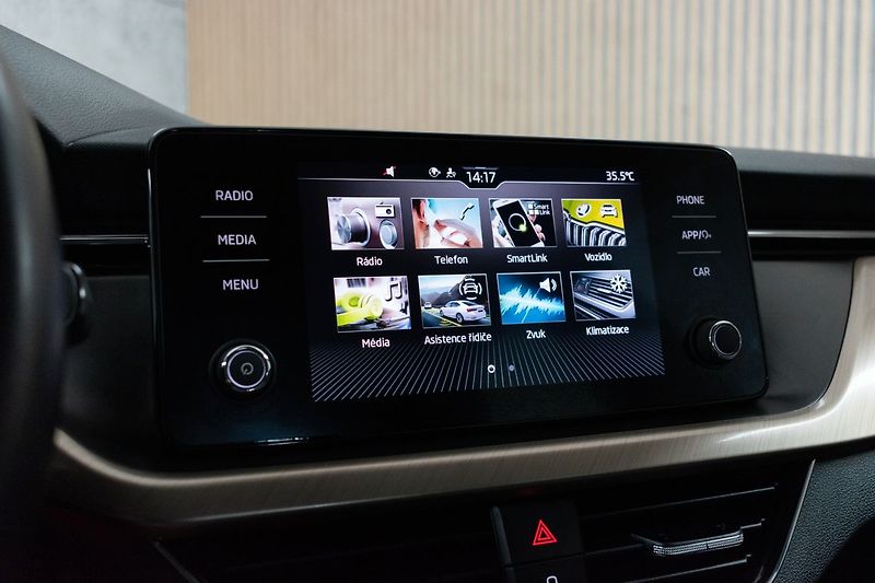 Škoda Scala 1.0 TSI G-TEC STYLE*DPH*ČR 1.M - fotka 28 z 38