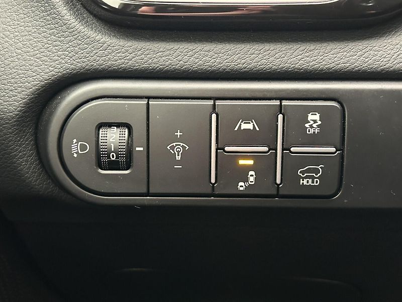 Kia ProCeed 1.5 T-GDi  GT LINE PLUS - fotka 26 z 29