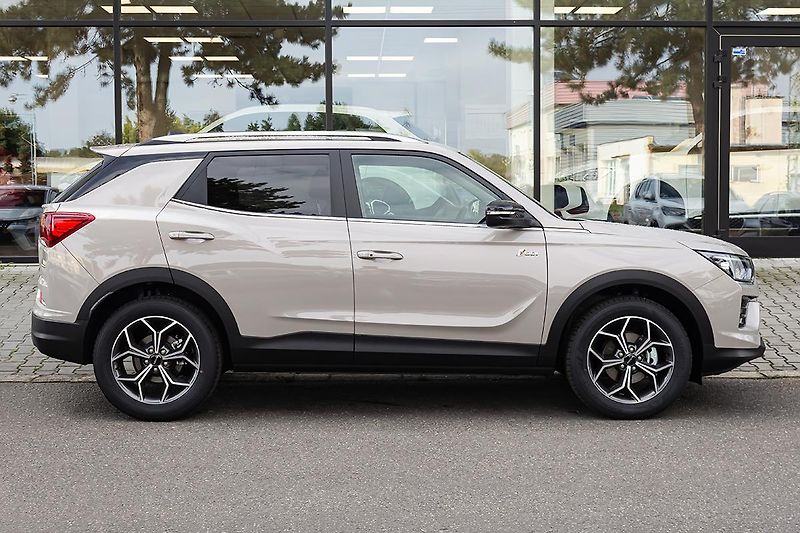 KGM Korando (2026) 1,5 GDI AT 2WD SMART ACC MY26 - fotka 4 z 14