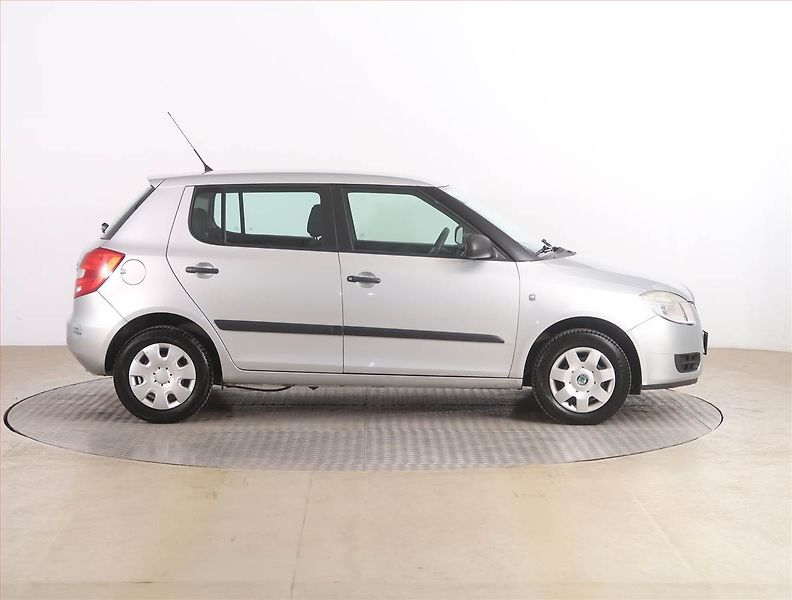Škoda Fabia (2008) 1.2, po STK, Tažné - fotka 6 z 14