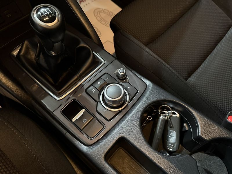 Mazda CX-5 2,2   D NAKAMA BOSE LED KAMERA - fotka 18 z 36
