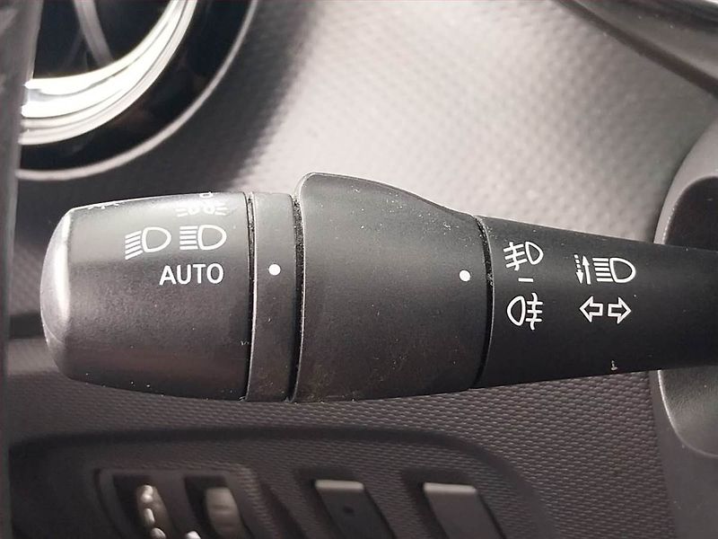 Renault Captur (2015) 1.2 TCe, Automat, Tempomat - fotka 18 z 20