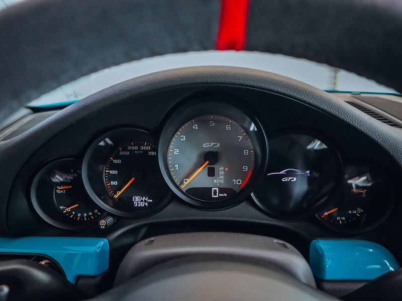 Porsche 911 GT3 368 kW - fotka 26 z 38