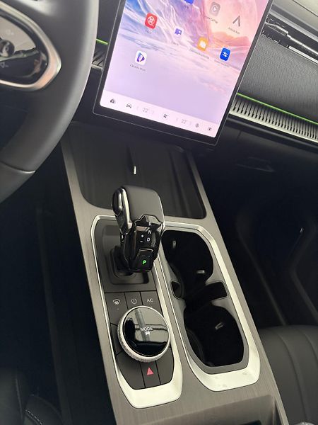 Jaecoo 7 (2025) JAECOO 7 LUXURY 1,6TGDi FWD - fotka 13 z 27
