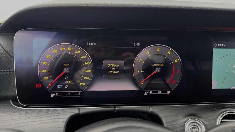 Mercedes-Benz Třídy E (2020) E450 V6 Biturbo 4matic AMG - fotka 14 z 19