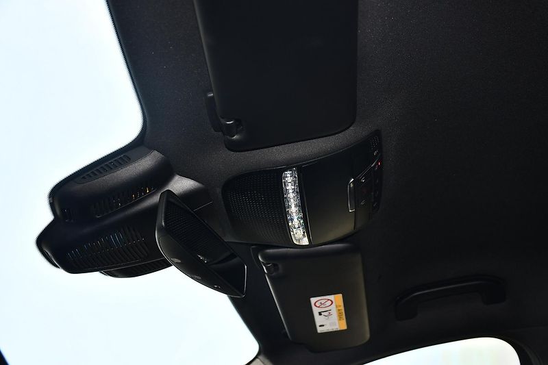 Mercedes-Benz Třídy E 350D AMG K360° HEAD-UP - fotka 43 z 51