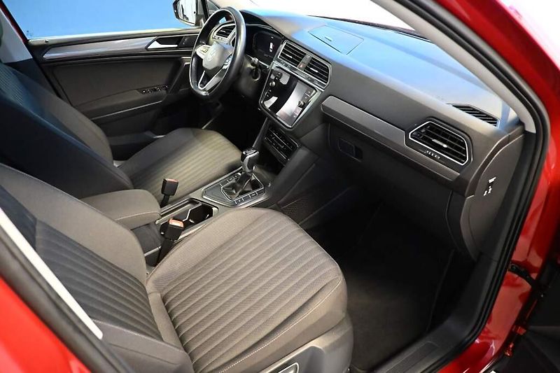 Volkswagen Tiguan Allspace (2023) 2.0 DSG LED ACC VIRTUAL LIFE K - fotka 10 z 30