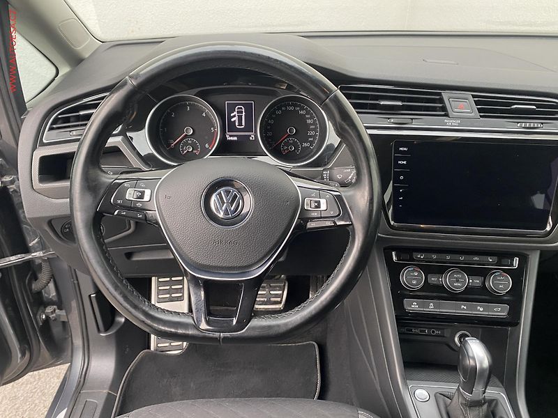 Volkswagen Touran (2018) 1.6TDi, Join, DSG, LED, navi - fotka 11 z 18
