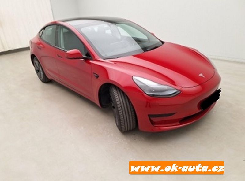 Tesla Model 3 STANDARD RANGE PLUS 2023 - fotka 2 z 10